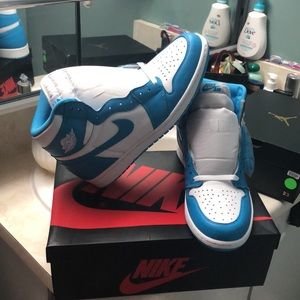 Jordan 1 UNC size 10.5